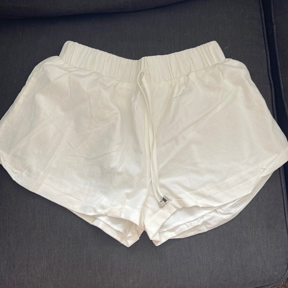Linen white shorts size L